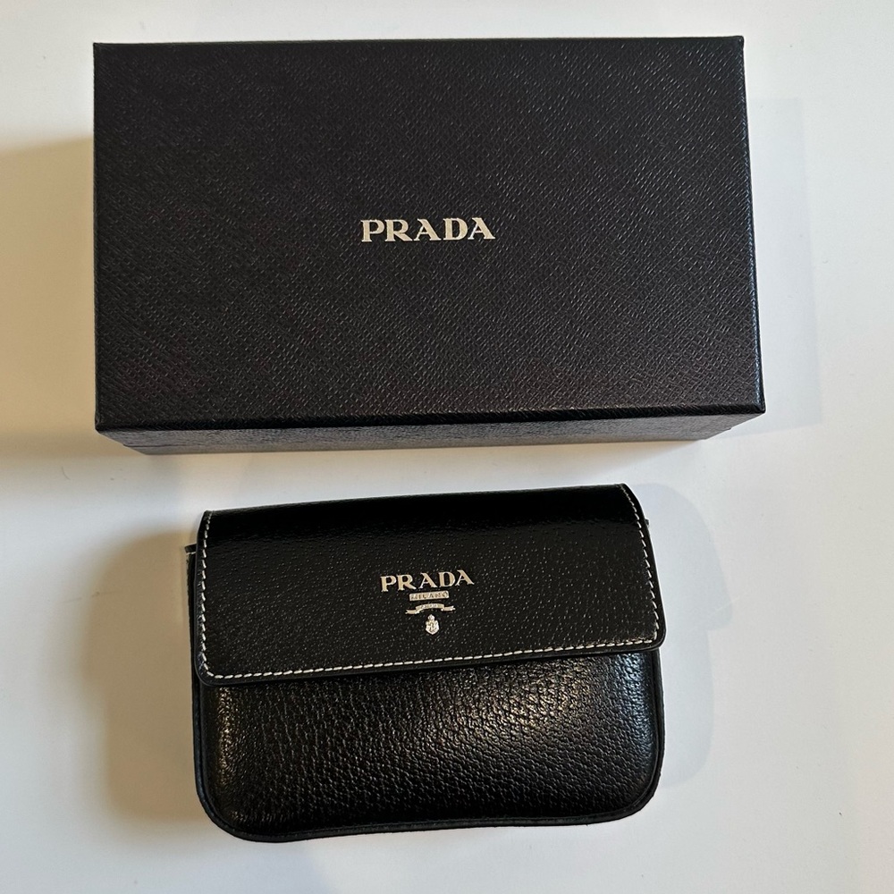 Prada Wallet Perfect Condition - image 2
